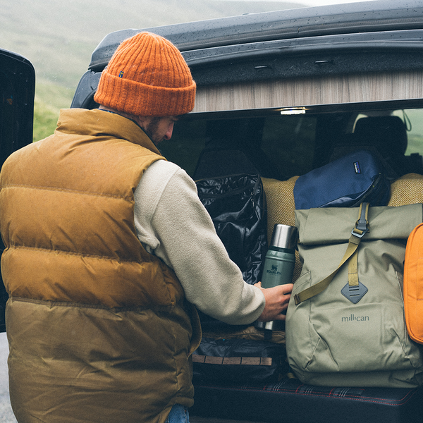 Web_PNG-Stanley-Camping-Legendary-Classic_-Bottle-Instagram-v2.png