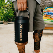 Botellón Hidratación Black | 1.9 lt MESSI X STANLEY 1913